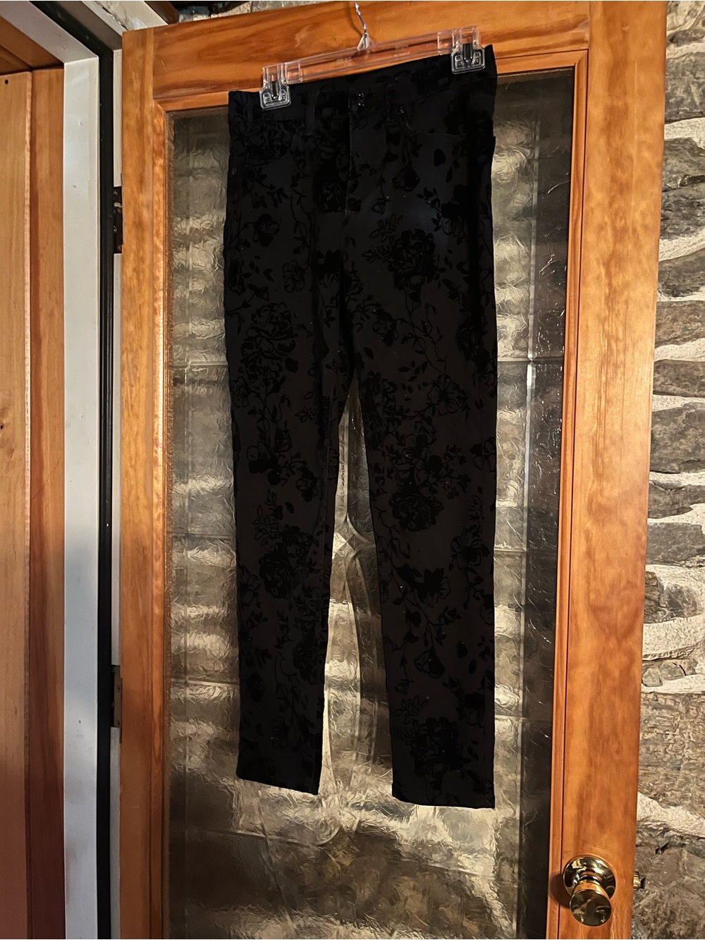 DG2 Black Floral Velvet-Texture Women’s Jeans